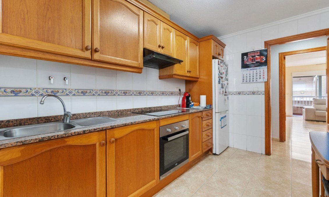 Segunda mano - Apartamento -
Torrevieja - Acequion