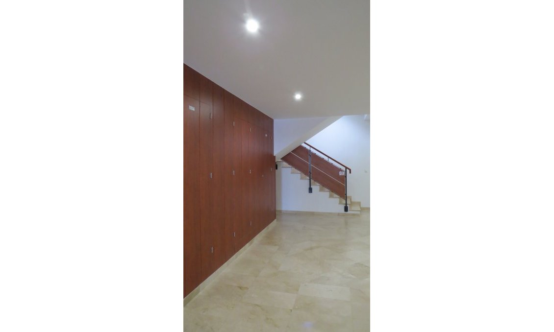Segunda mano - Apartamento -
San Miguel de Salinas - Inland