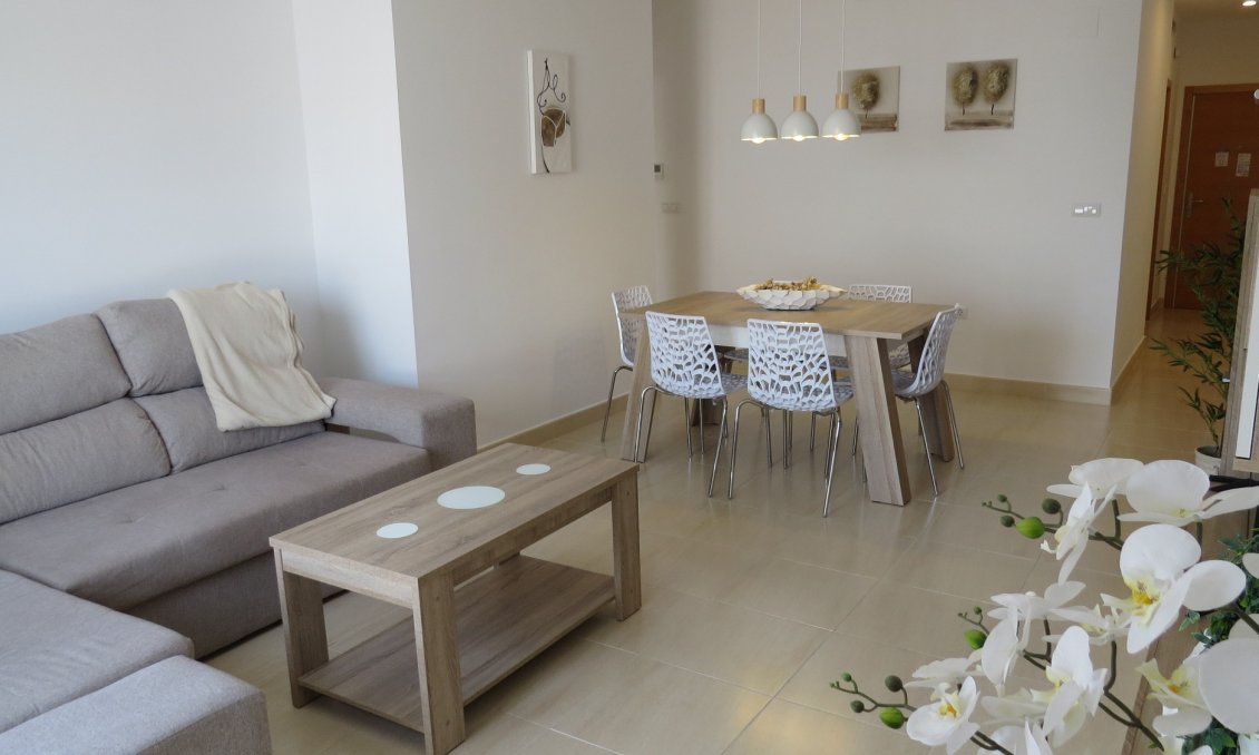 Segunda mano - Apartamento -
San Miguel de Salinas - Inland