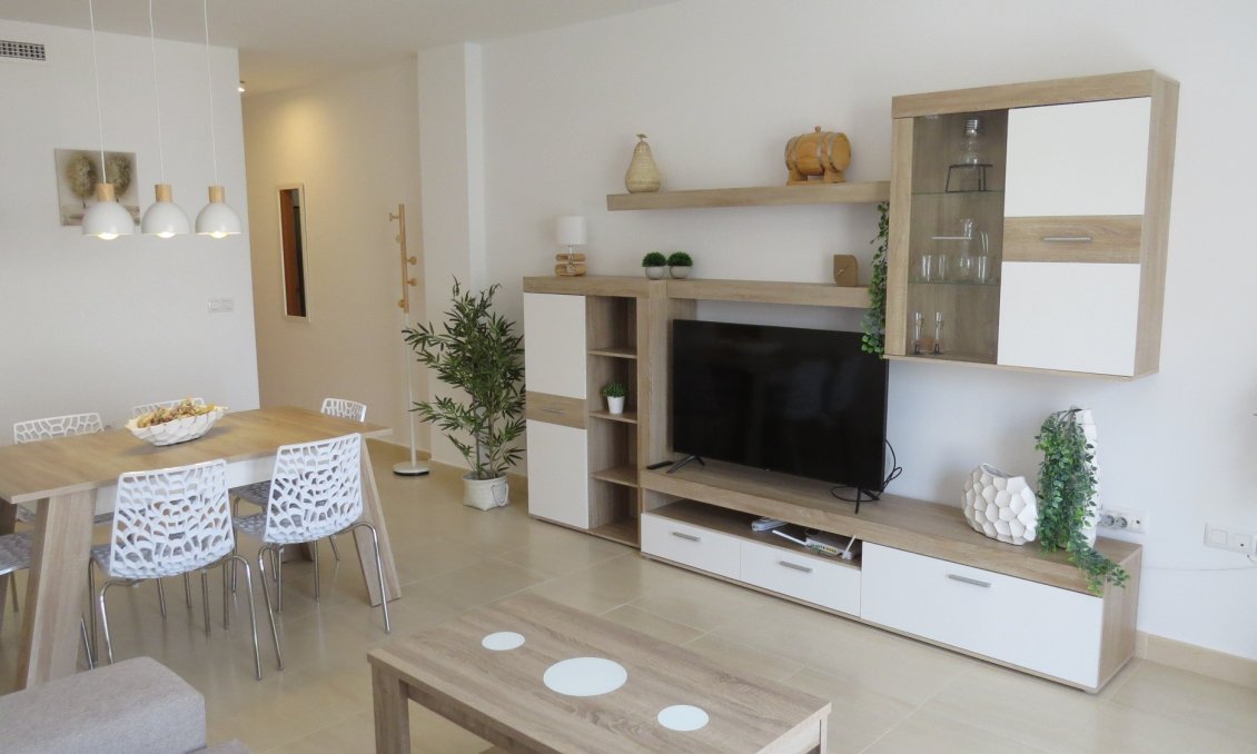 Segunda mano - Apartamento -
San Miguel de Salinas - Inland