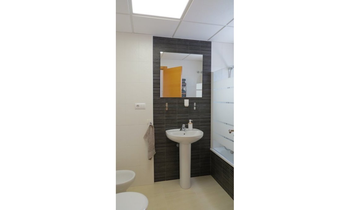 Segunda mano - Apartamento -
San Miguel de Salinas - Inland