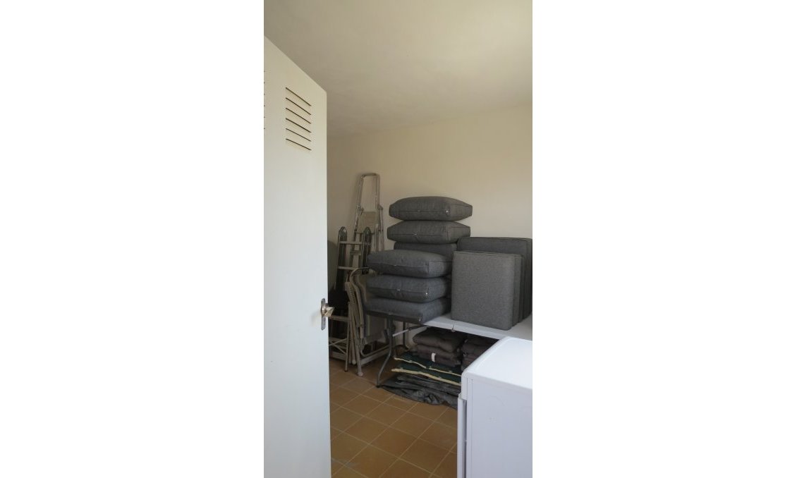 Segunda mano - Apartamento -
San Miguel de Salinas - Inland