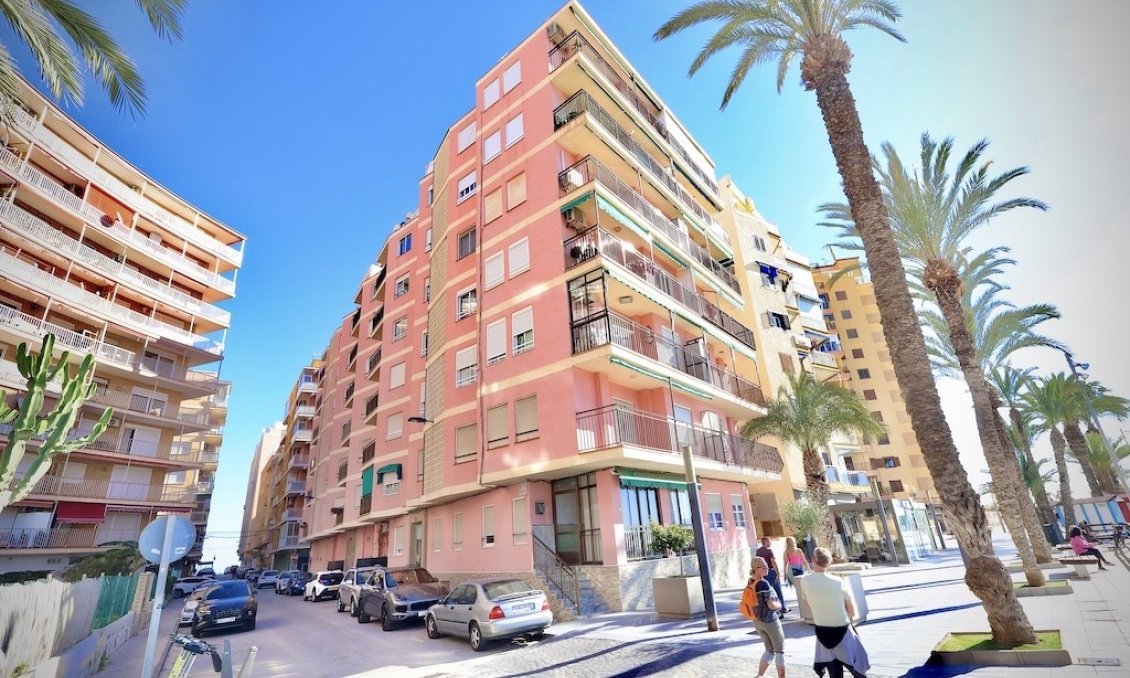 Segunda mano - Apartamento -
Playa del Cura - Costa Blanca