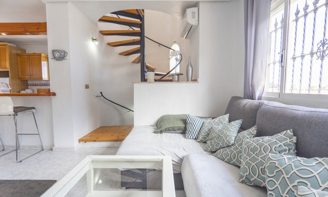 Segunda mano - Villa -
Villamartin - Costa Blanca