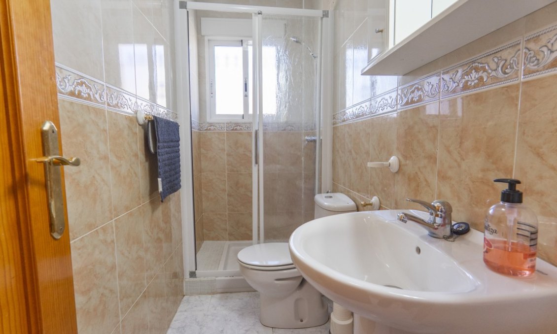 Segunda mano - Villa -
Villamartin - Costa Blanca