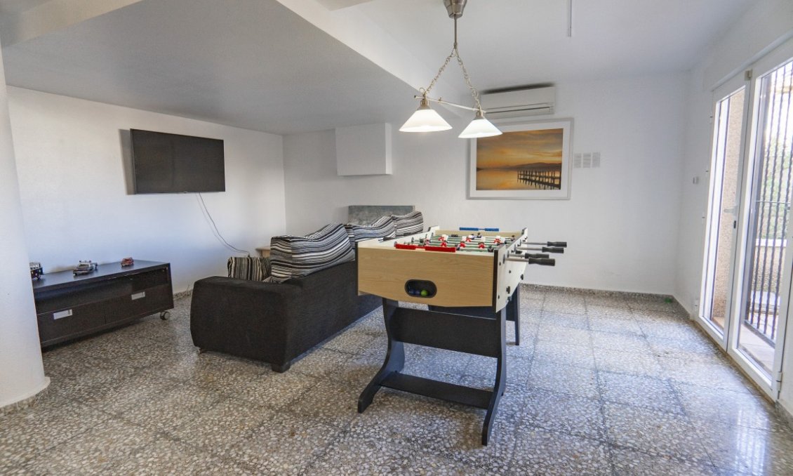 Segunda mano - Villa -
Villamartin - Costa Blanca