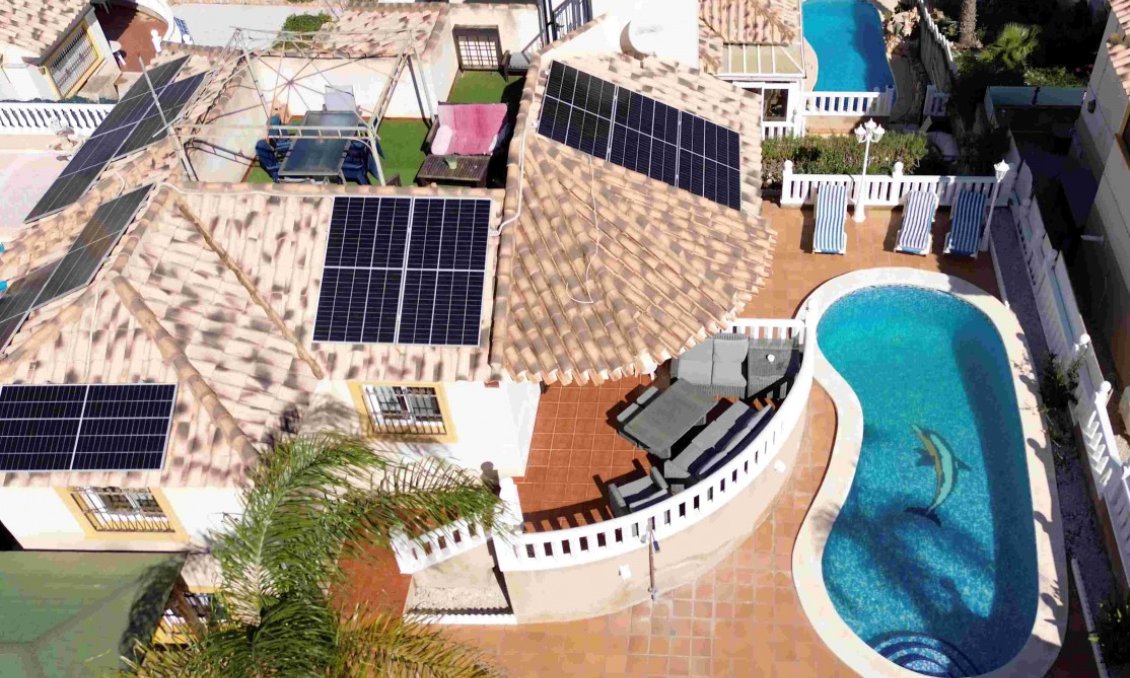 Segunda mano - Villa -
Villamartin - Costa Blanca