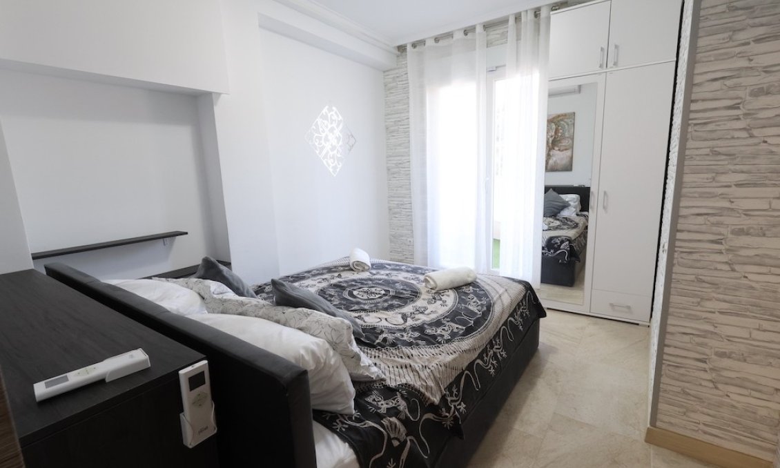 Segunda mano - Apartamento -
Playa Del Acequion - Costa Blanca