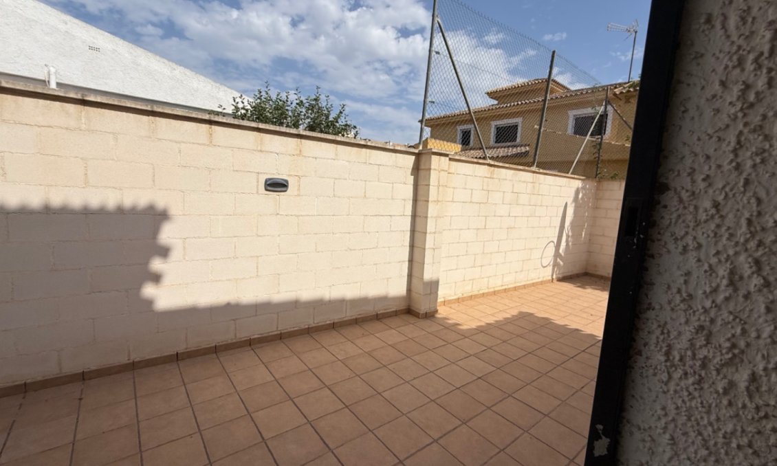 Segunda mano - Villa -
Orihuela - Inland