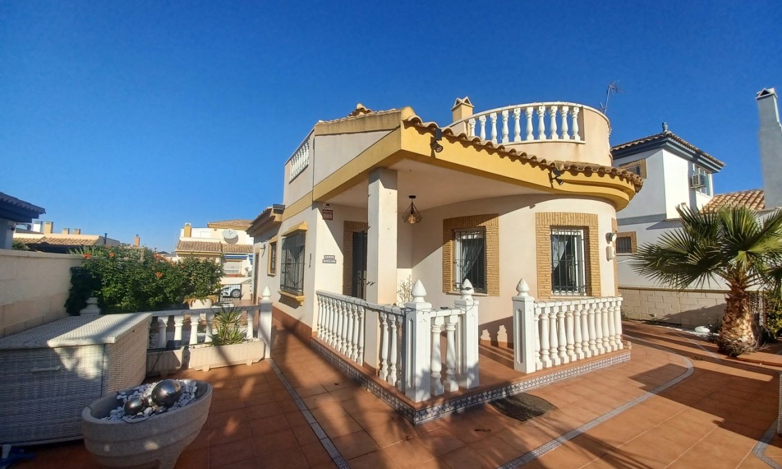 Segunda mano - Villa -
Sucina - Inland