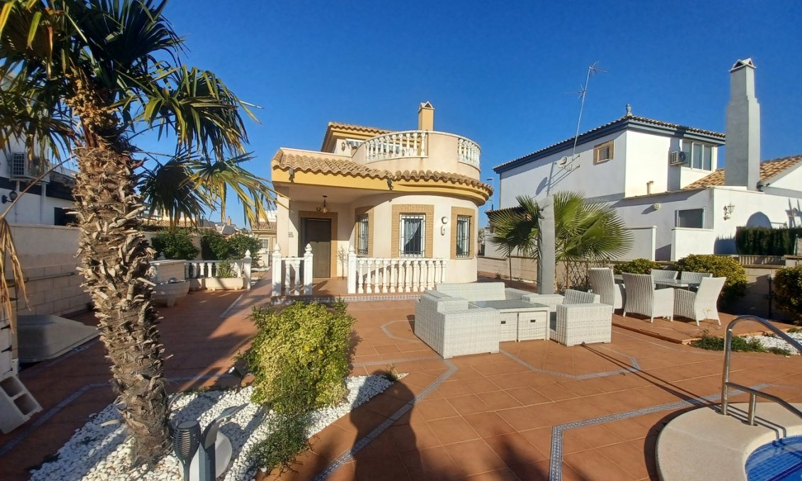 Segunda mano - Villa -
Sucina - Inland