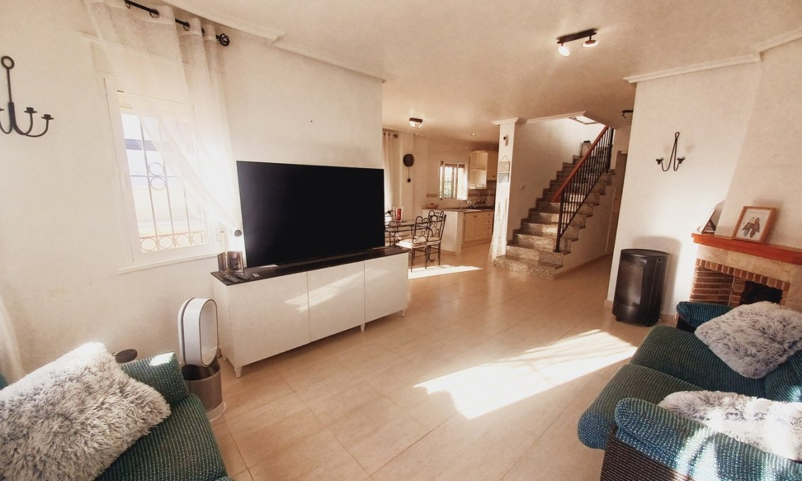 Segunda mano - Villa -
Sucina - Inland