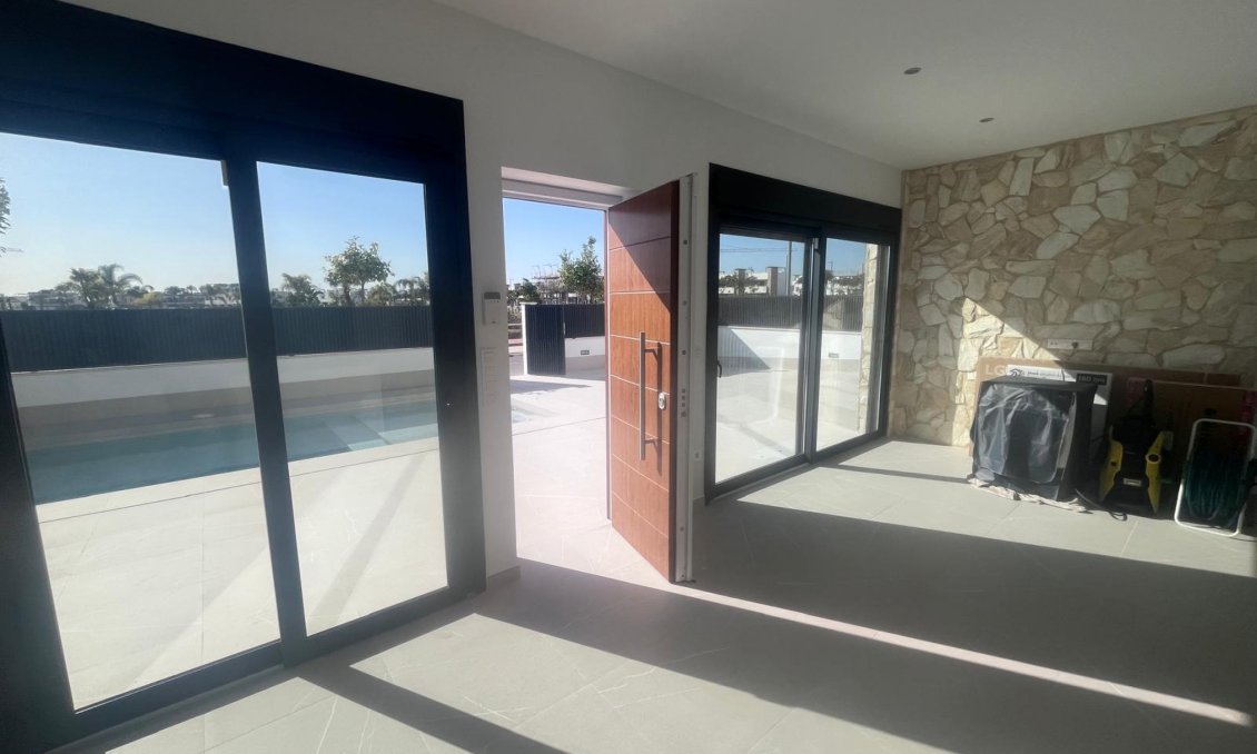 Segunda mano - Villa -
Torre Pacheco - Inland