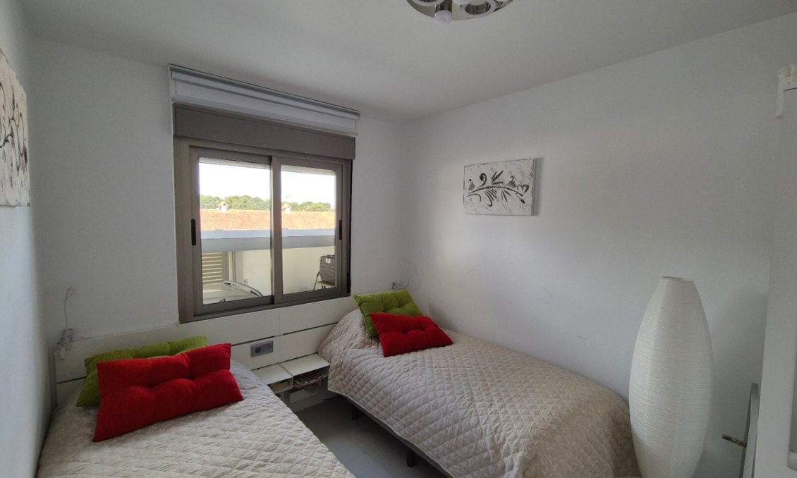 Segunda mano - Villa -
Torrevieja - Costa Blanca