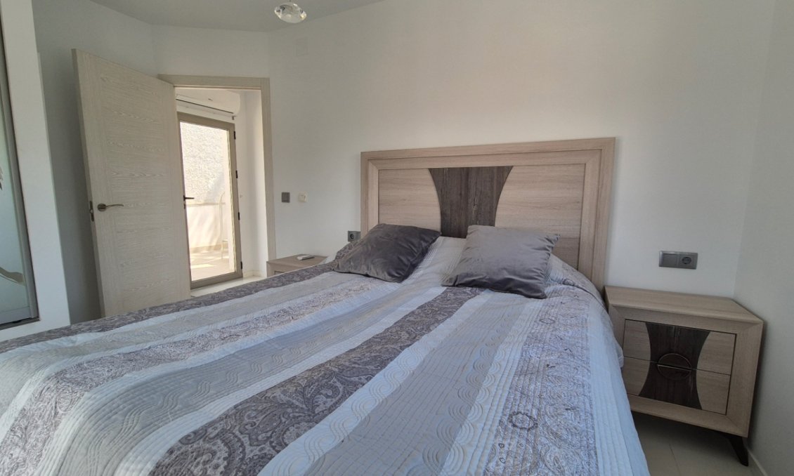 Segunda mano - Villa -
Torrevieja - Costa Blanca
