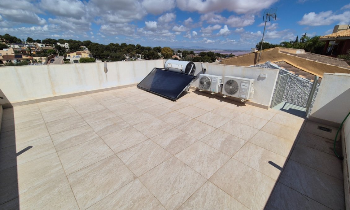 Segunda mano - Villa -
Torrevieja - Costa Blanca