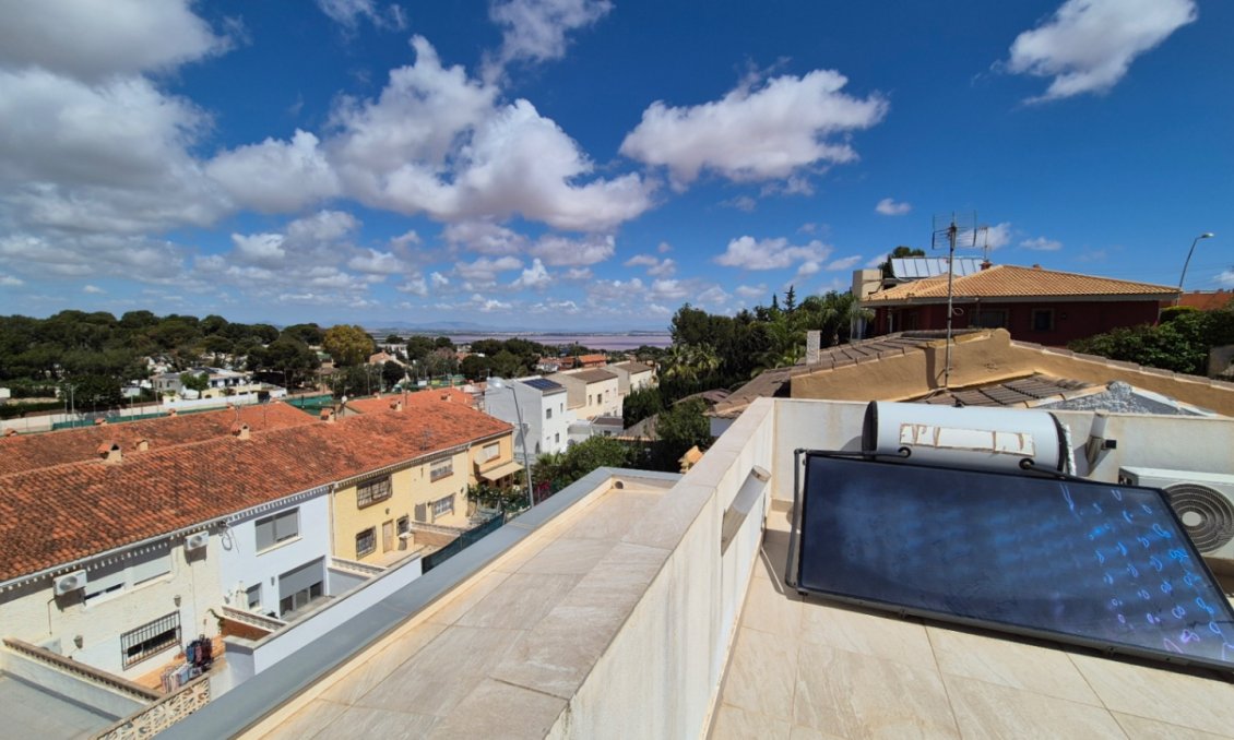 Segunda mano - Villa -
Torrevieja - Costa Blanca