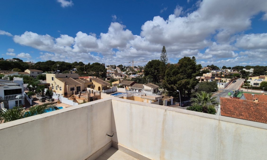 Segunda mano - Villa -
Torrevieja - Costa Blanca