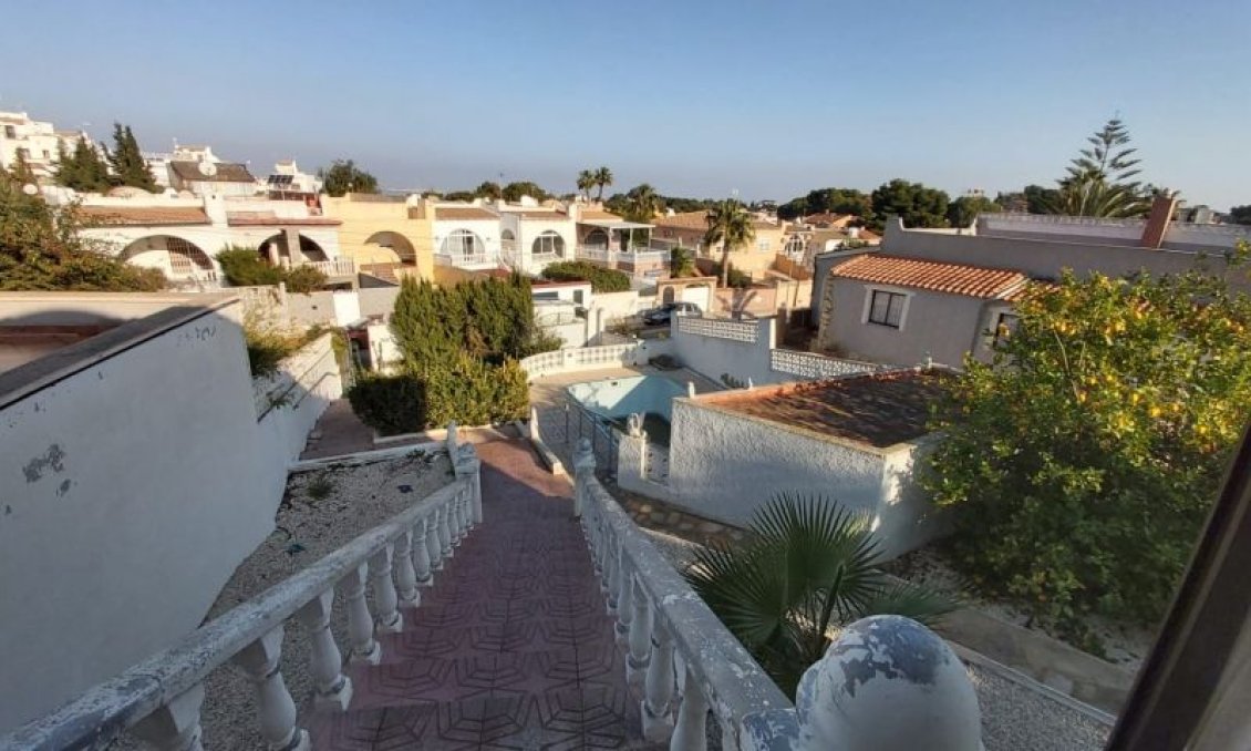 Segunda mano - Villa -
Torrevieja - Costa Blanca