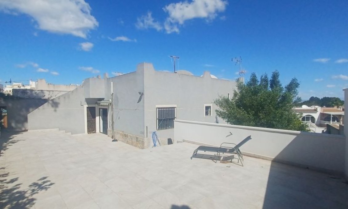 Segunda mano - Villa -
Torrevieja - Costa Blanca