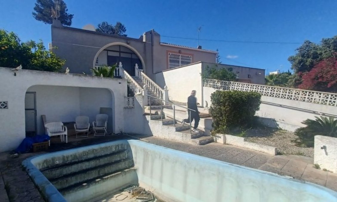 Segunda mano - Villa -
Torrevieja - Costa Blanca