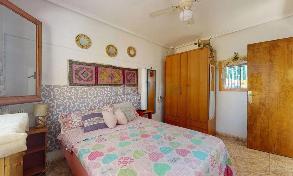 Segunda mano - Apartamento -
La Mata - Costa Blanca