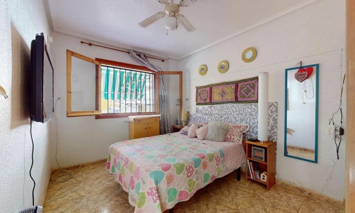 Segunda mano - Apartamento -
La Mata - Costa Blanca