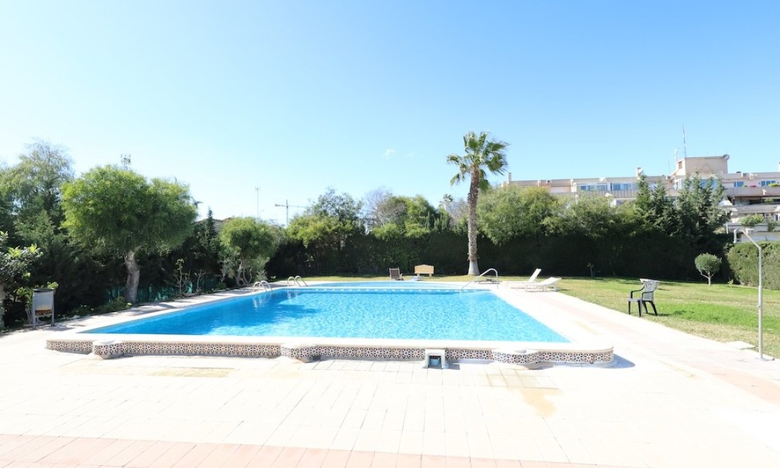 Segunda mano - Apartamento -
Punta Prima - Costa Blanca