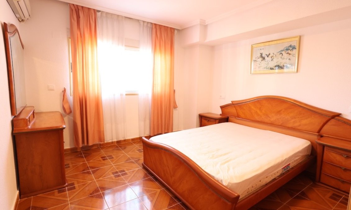 Segunda mano - Apartamento -
Punta Prima - Costa Blanca