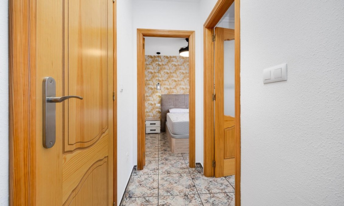 Segunda mano - Apartamento -
Playa De Los Naufragos - Costa Blanca