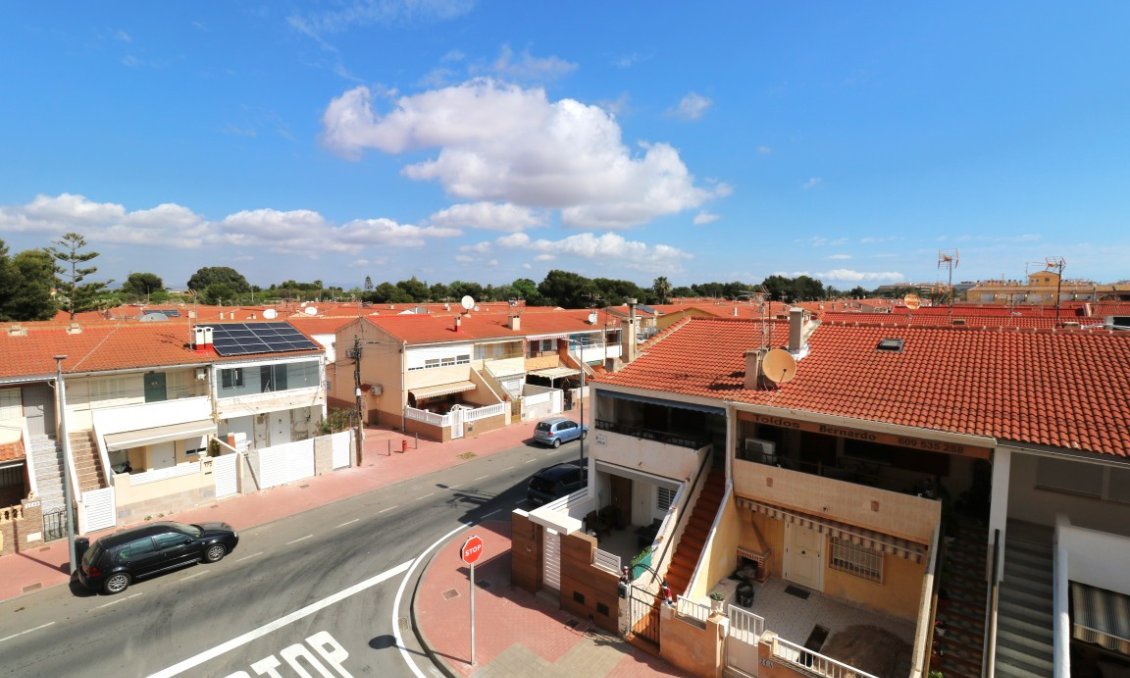 Wiederverkauf - Wohnung -
Playa Del Acequion - Costa Blanca