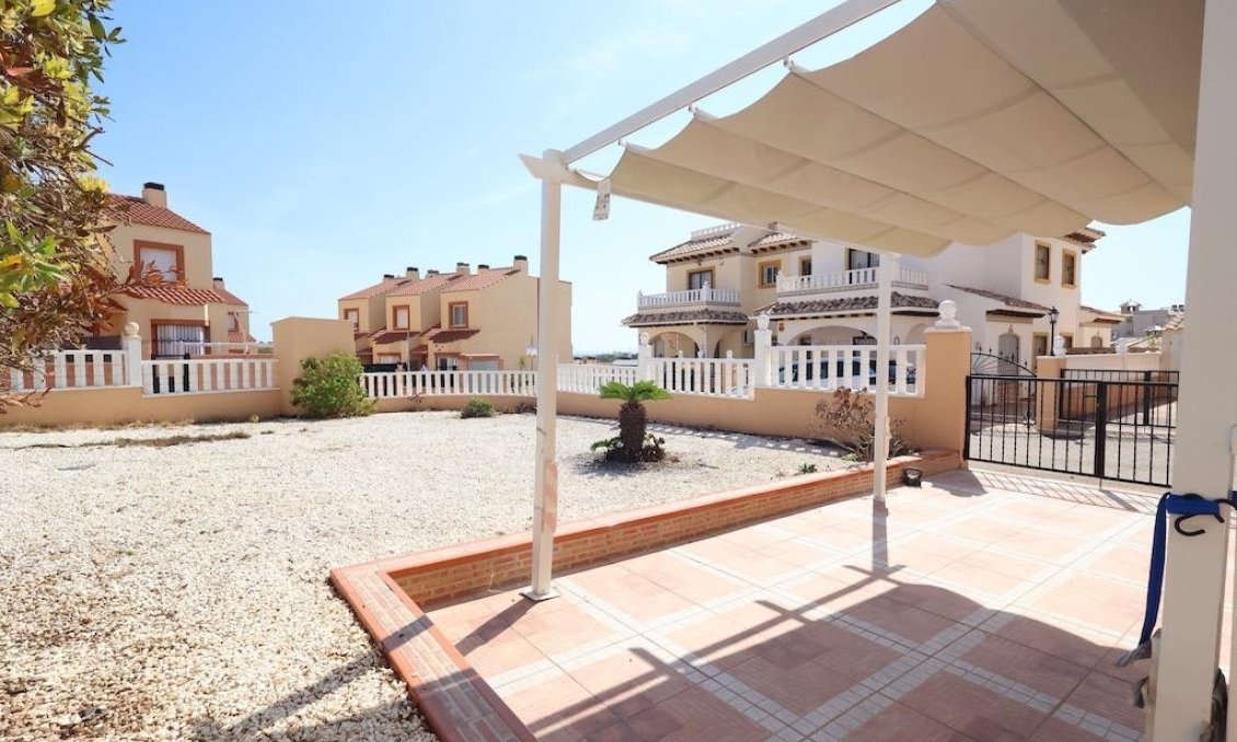 Segunda mano - Semi Detached -
Cabo Roig - Costa Blanca