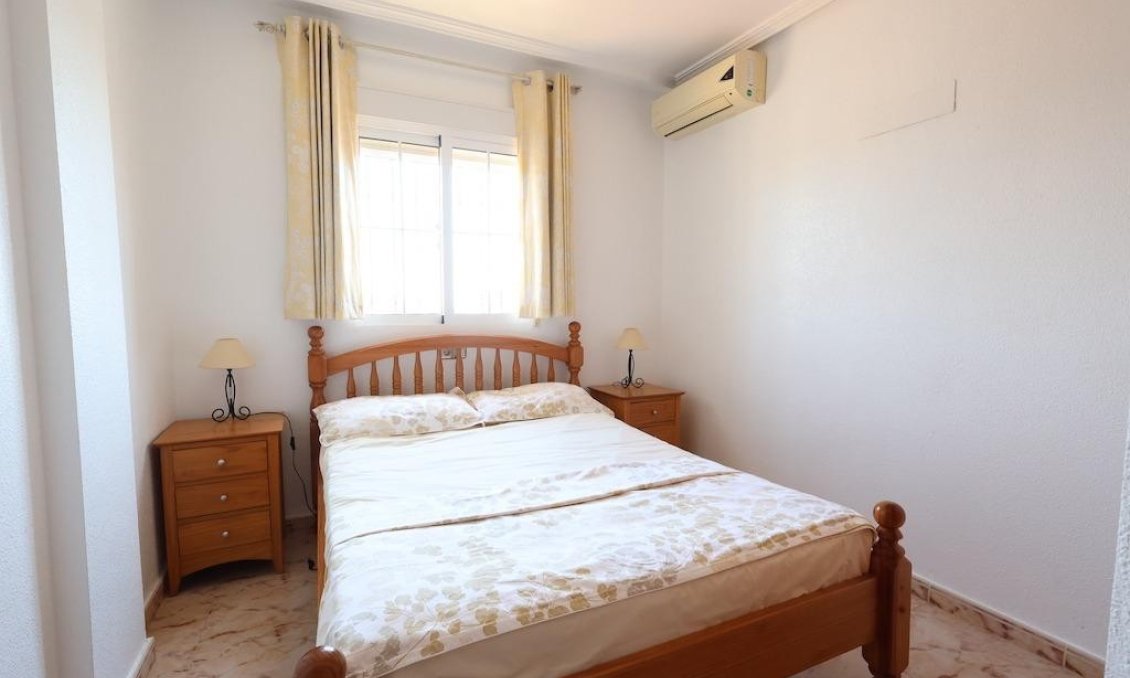Segunda mano - Semi Detached -
Cabo Roig - Costa Blanca