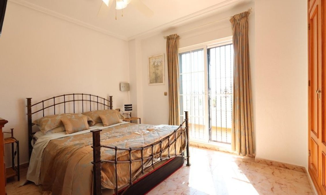 Segunda mano - Semi Detached -
Cabo Roig - Costa Blanca