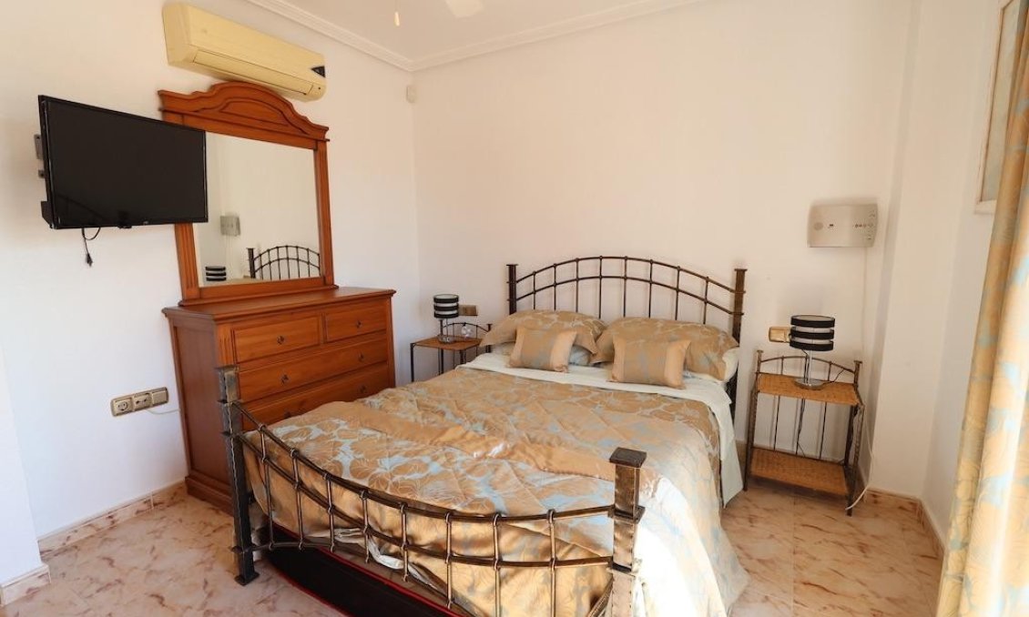Segunda mano - Semi Detached -
Cabo Roig - Costa Blanca