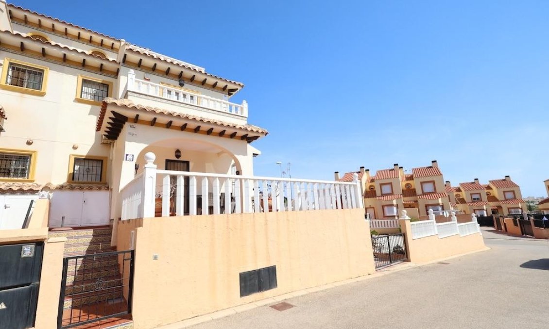Segunda mano - Semi Detached -
Cabo Roig - Costa Blanca