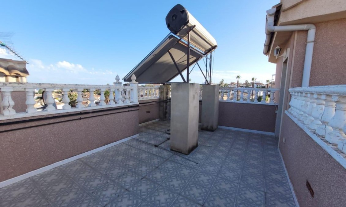 Segunda mano - Villa -
Ciudad Quesada - Costa Blanca