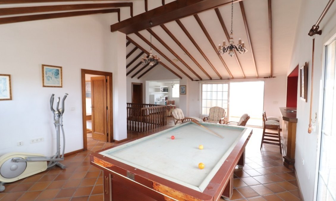 Segunda mano - Villa -
Mil Palmeras - Costa Blanca