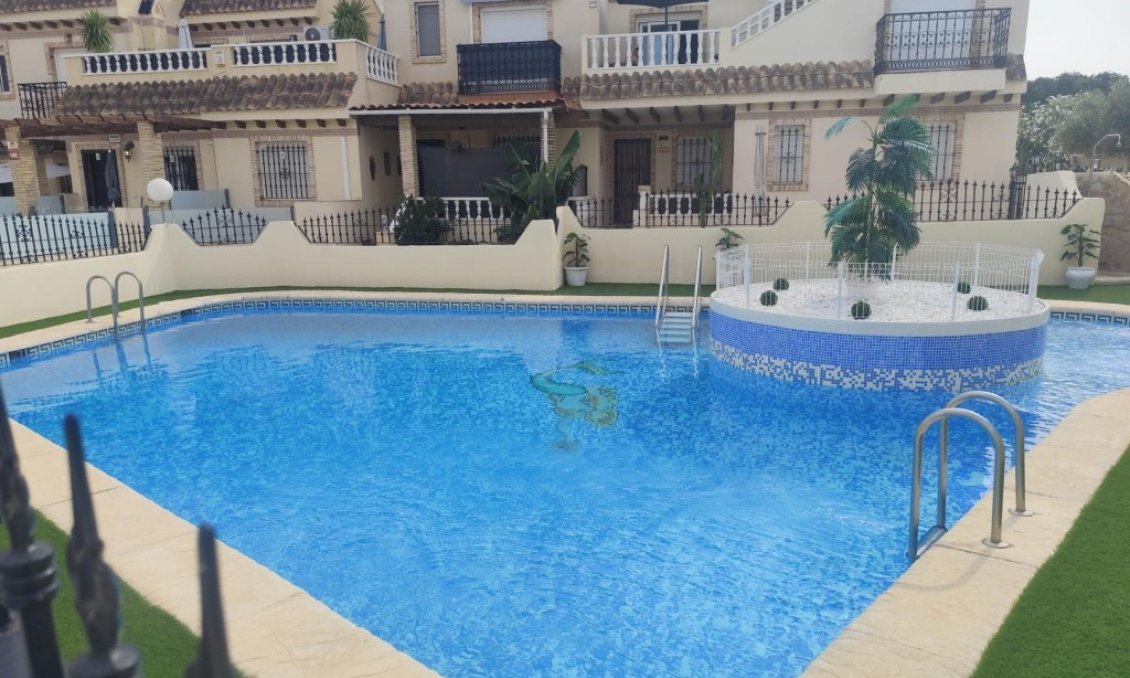 Wiederverkauf - Semi Detached -
Orihuela Costa - Costa Blanca