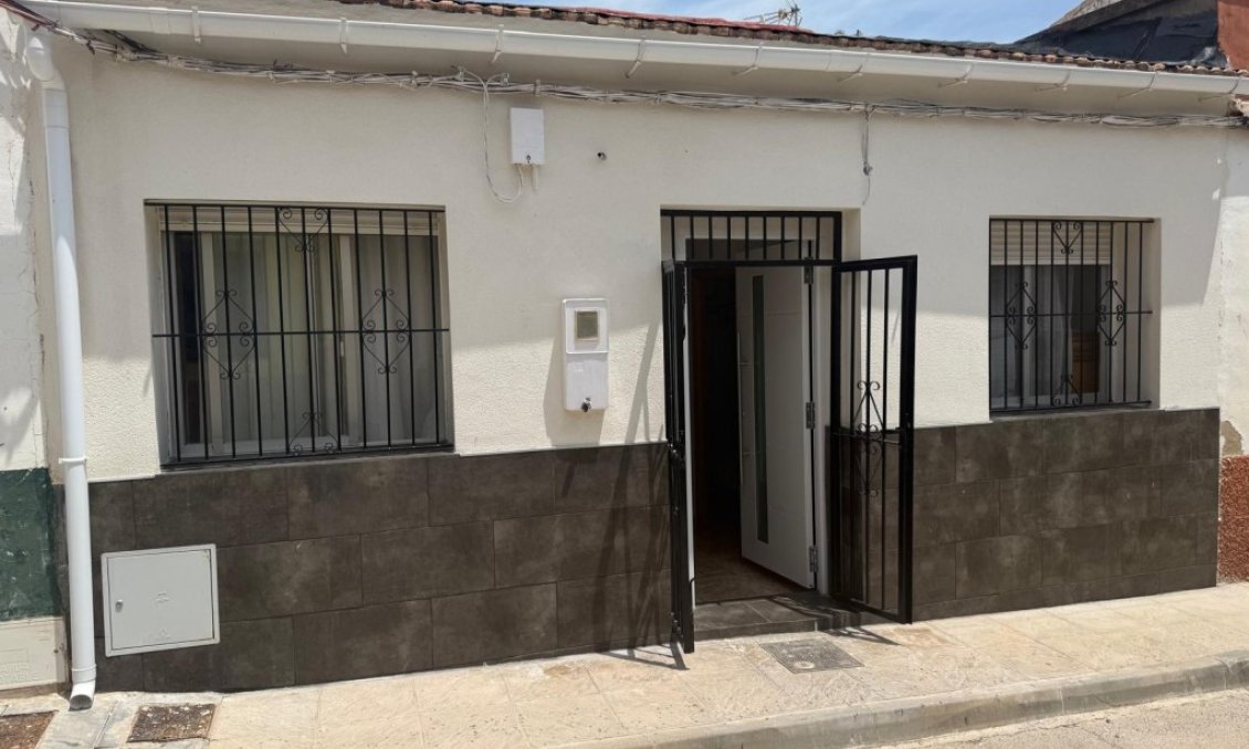 Segunda mano - Town House -
Torremendo - Costa Blanca