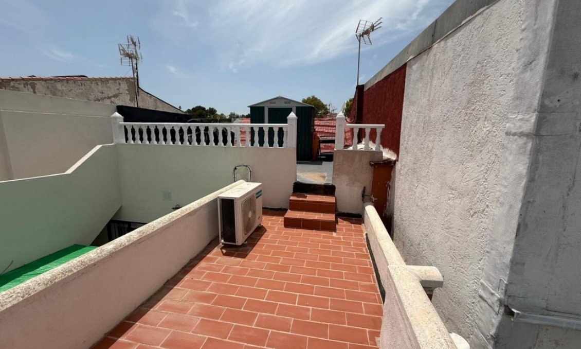 Segunda mano - Town House -
Torremendo - Costa Blanca