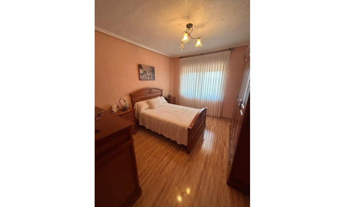 Segunda mano - Villa -
Torremendo - Costa Blanca