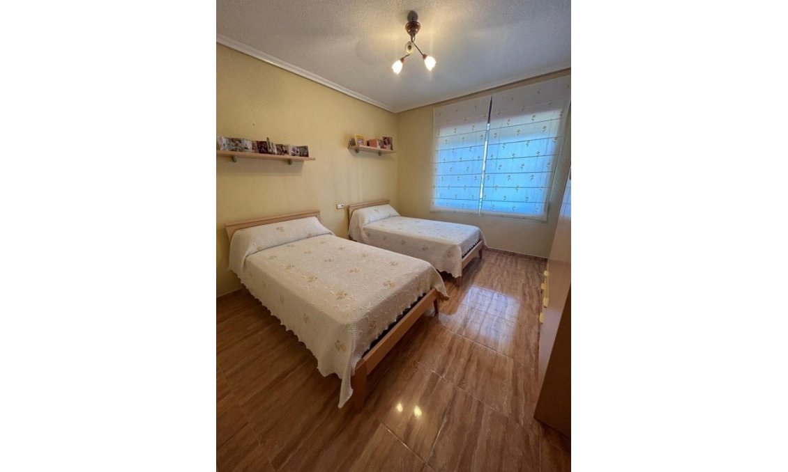 Segunda mano - Villa -
Torremendo - Costa Blanca