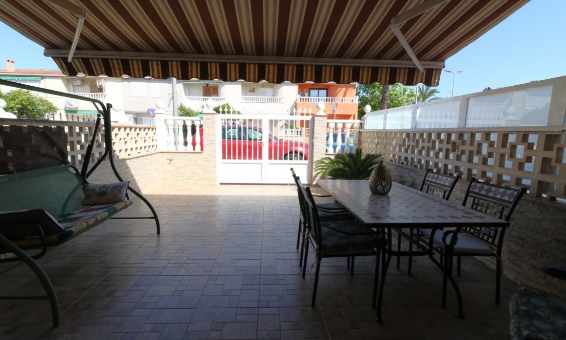 Használt Ingatlanok - Kétszintes lakás -
Torrevieja - Costa Blanca
