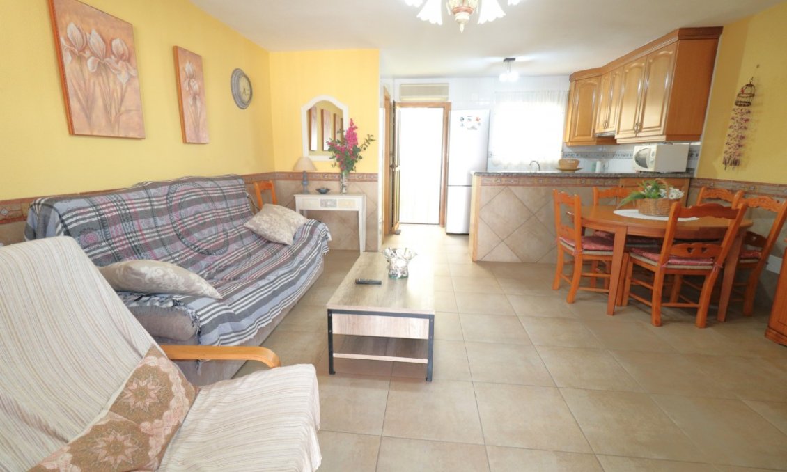 Használt Ingatlanok - Kétszintes lakás -
Torrevieja - Costa Blanca
