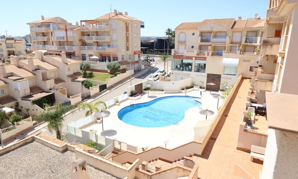 Használt Ingatlanok - Apartman -
Campoamor - Costa Blanca