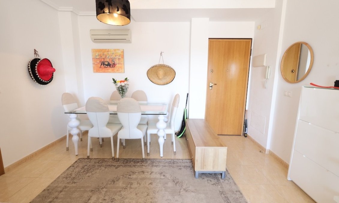 Használt Ingatlanok - Apartman -
Campoamor - Costa Blanca