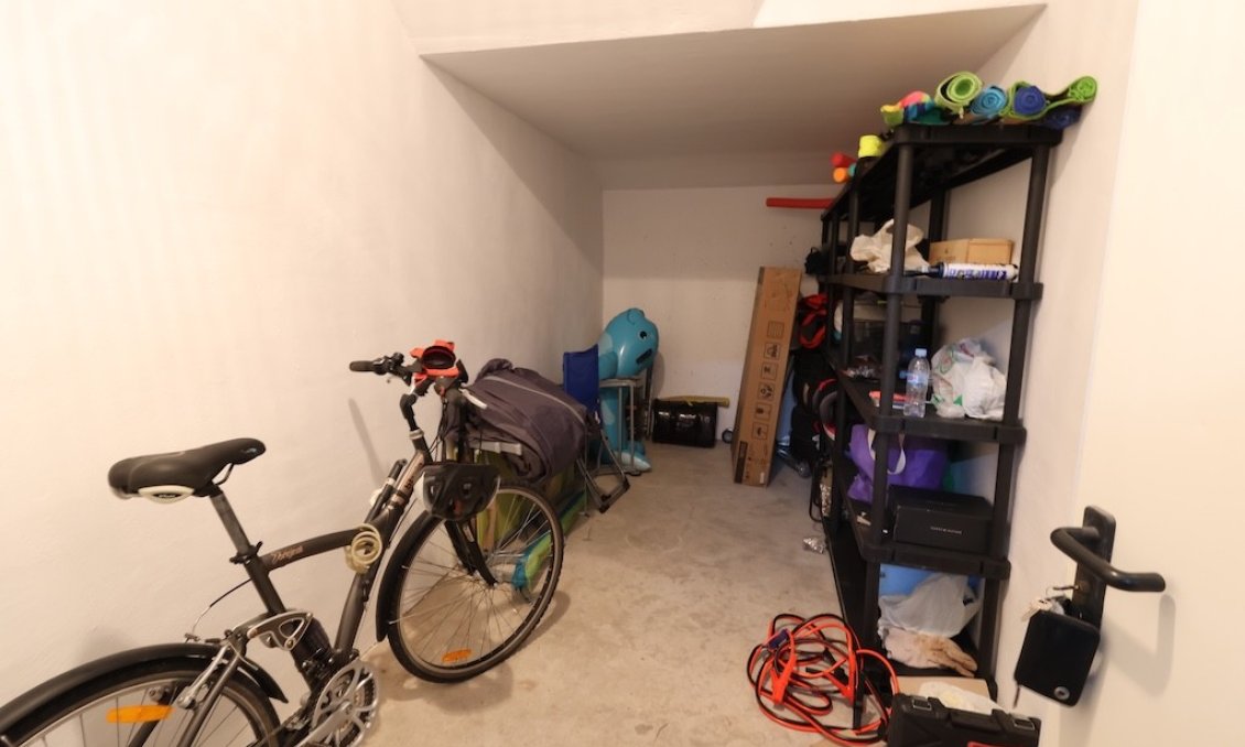 Használt Ingatlanok - Apartman -
Campoamor - Costa Blanca