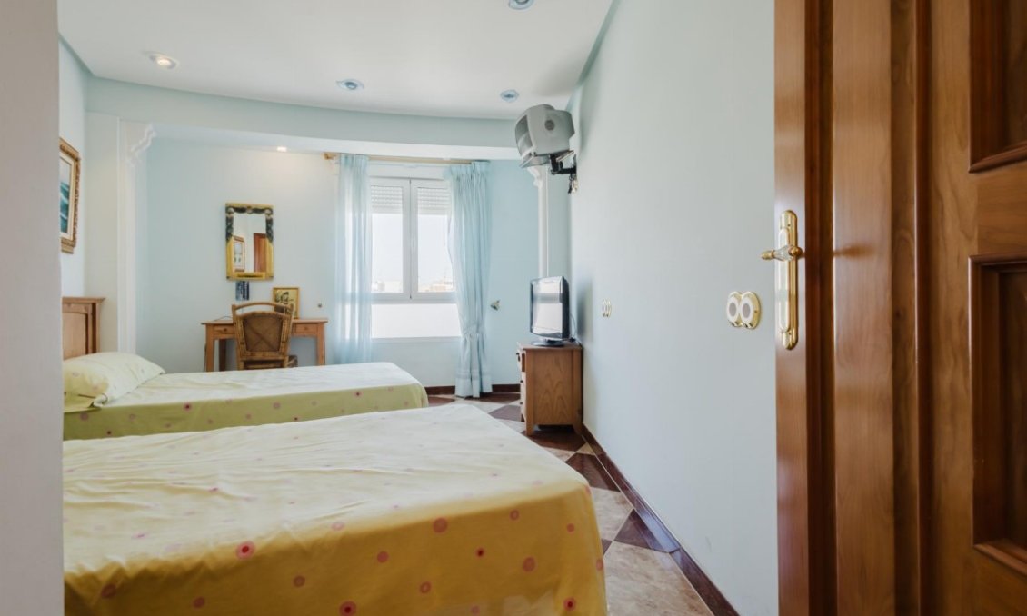 Segunda mano - Apartamento -
Playa De Los Naufragos - Costa Blanca