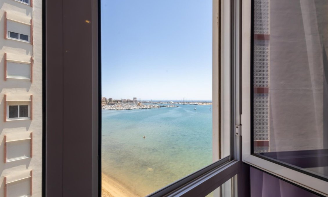 Segunda mano - Apartamento -
Playa De Los Naufragos - Costa Blanca